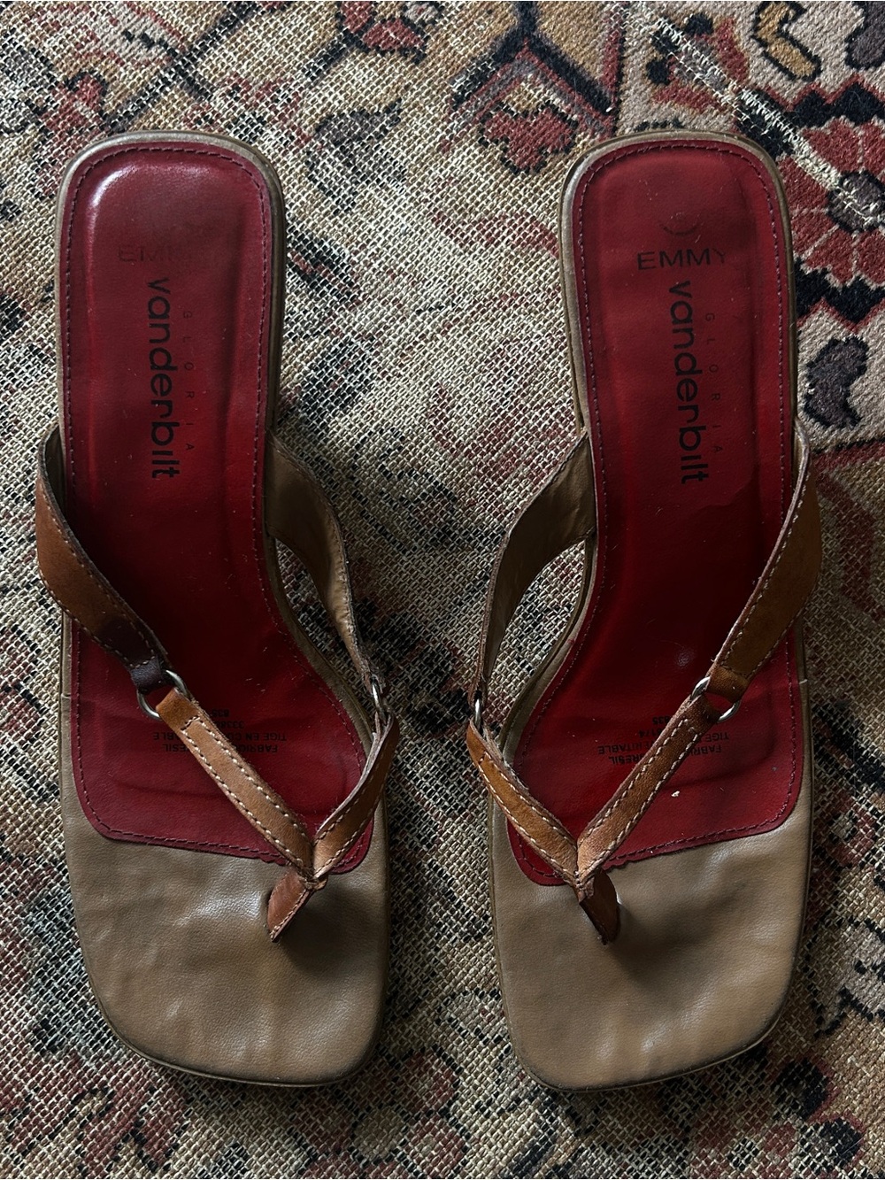 Vintage Y2K Brown Leather Heeled Thong Sandals Size 8